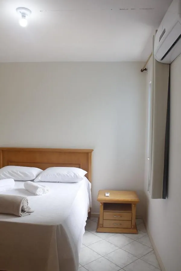 Apartamento 3 Dormitorio Vista Para Mar Bombinhas Brazilië